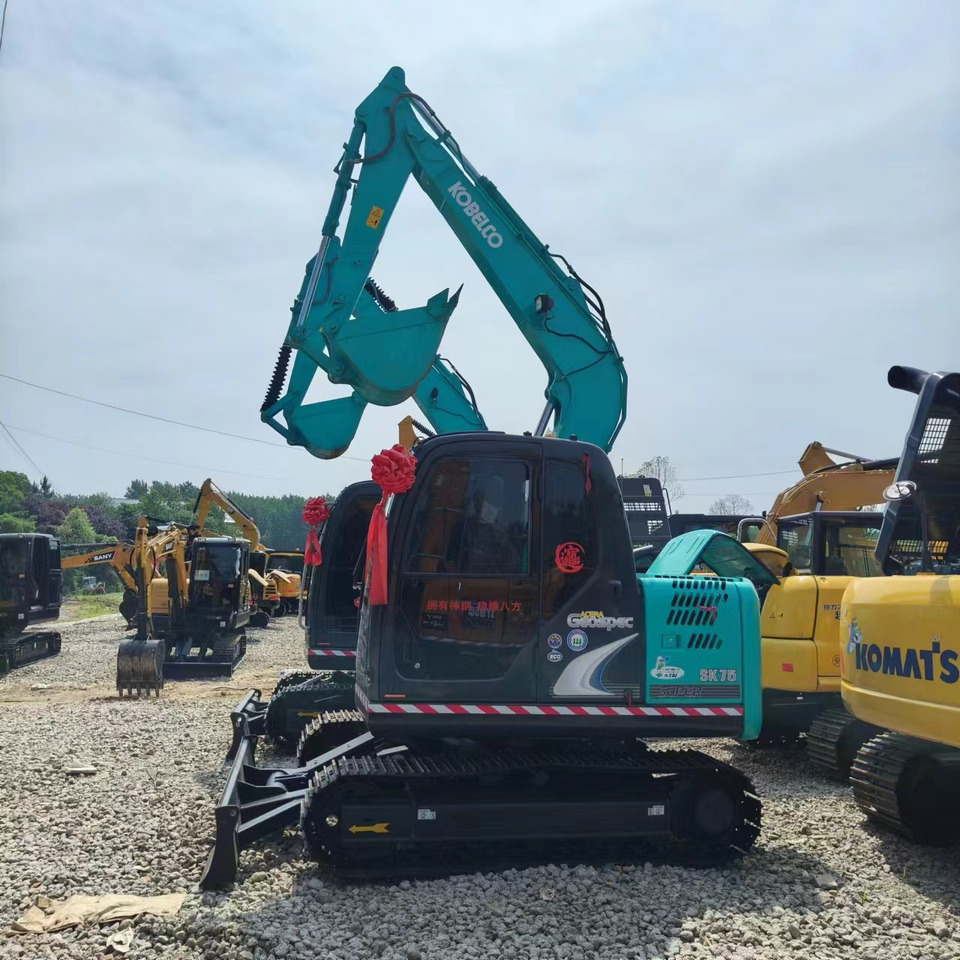 KOBELCO SK75-8 - Beltegraver: bilde 1 KOBELCO SK75-8 - Beltegraver: bilde 1