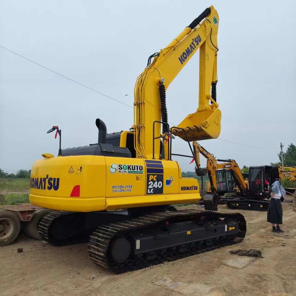 KOMATSU PC240LC-8 - Beltegraver: bilde 3 KOMATSU PC240LC-8 - Beltegraver: bilde 3