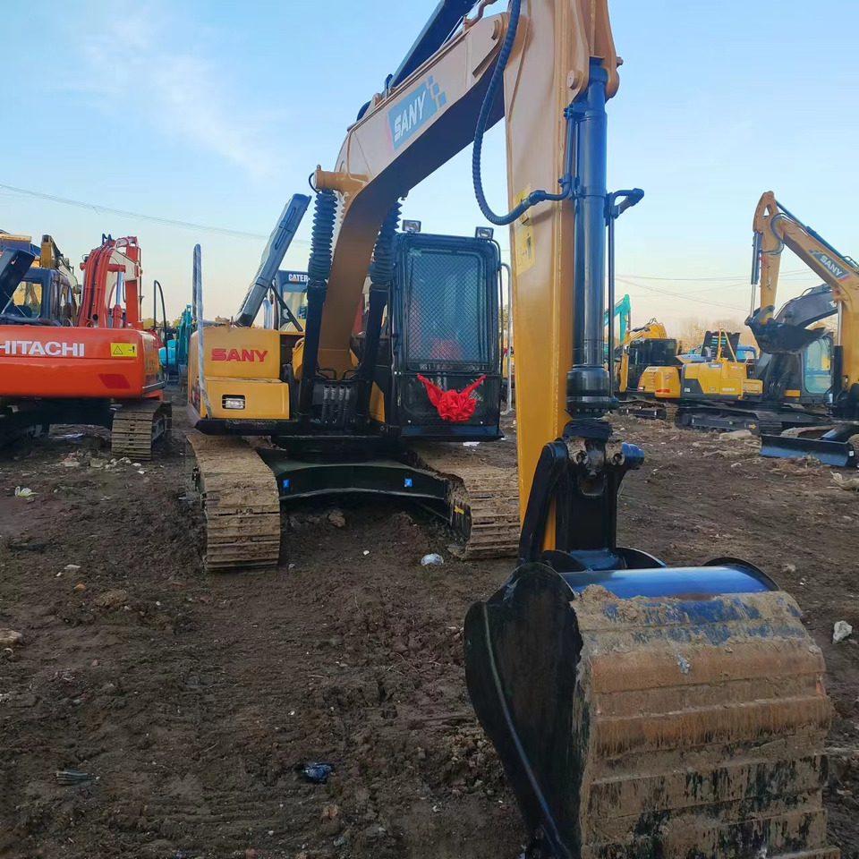 Beltegraver SANY SY135: bilde 13