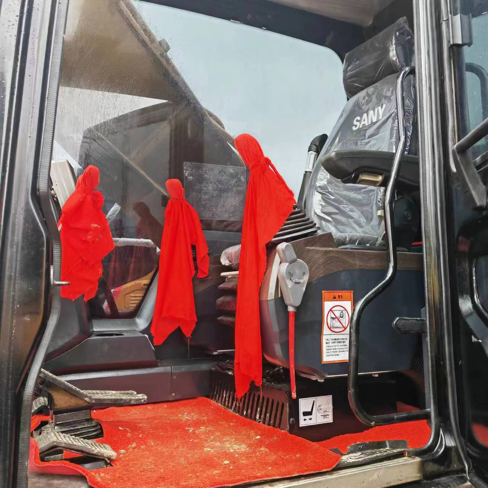 Beltegraver SANY SY215C: bilde 10