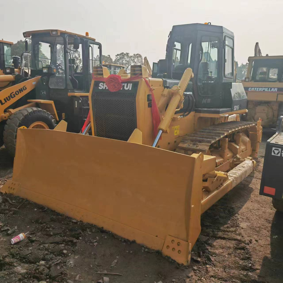 Bulldozer SHANTUI SD16: bilde 9