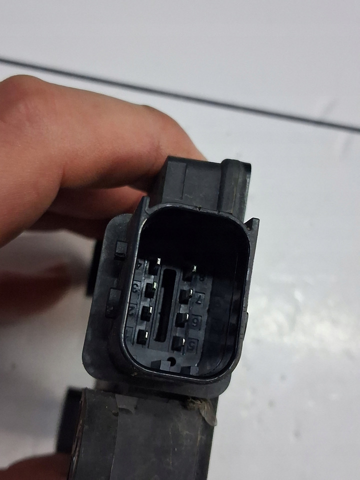 CONTINENTAL RADAR DISTRONIK RENAULT GAMA T C K RANGE VOLVO FH 4 FM 4 FH 5 - Elektrisk system for Lastebil: bilde 5 CONTINENTAL RADAR DISTRONIK RENAULT GAMA T C K RANGE VOLVO FH 4 FM 4 FH 5 - Elektrisk system for Lastebil: bilde 5