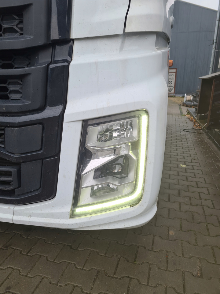 FORD F-MAX 500 TRUCKS PRZÓD KOMPLETNY LAMPA XENON LED GRILL BELKA - Støtfanger for Lastebil: bilde 4 FORD F-MAX 500 TRUCKS PRZÓD KOMPLETNY LAMPA XENON LED GRILL BELKA - Støtfanger for Lastebil: bilde 4
