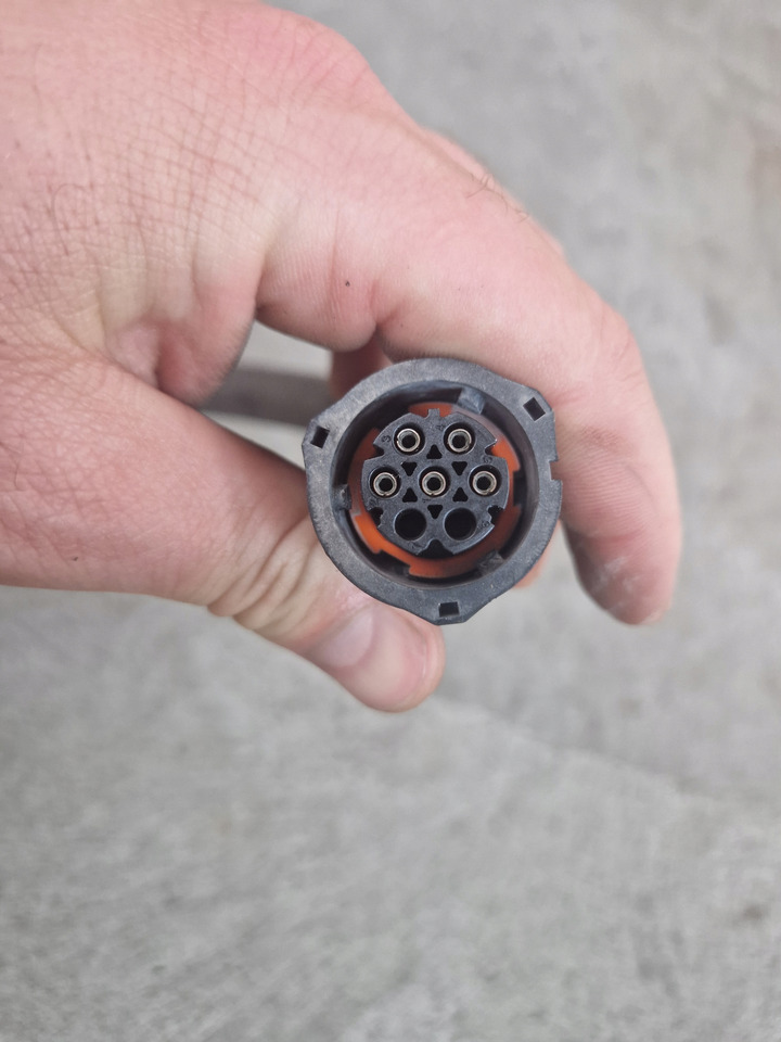 FORD VISCO WISKO WISKOZA WENTYLATOR CHŁODNICY FORD F-MAX CARGO EURO 6 - Vifte for Lastebil: bilde 5 FORD VISCO WISKO WISKOZA WENTYLATOR CHŁODNICY FORD F-MAX CARGO EURO 6 - Vifte for Lastebil: bilde 5