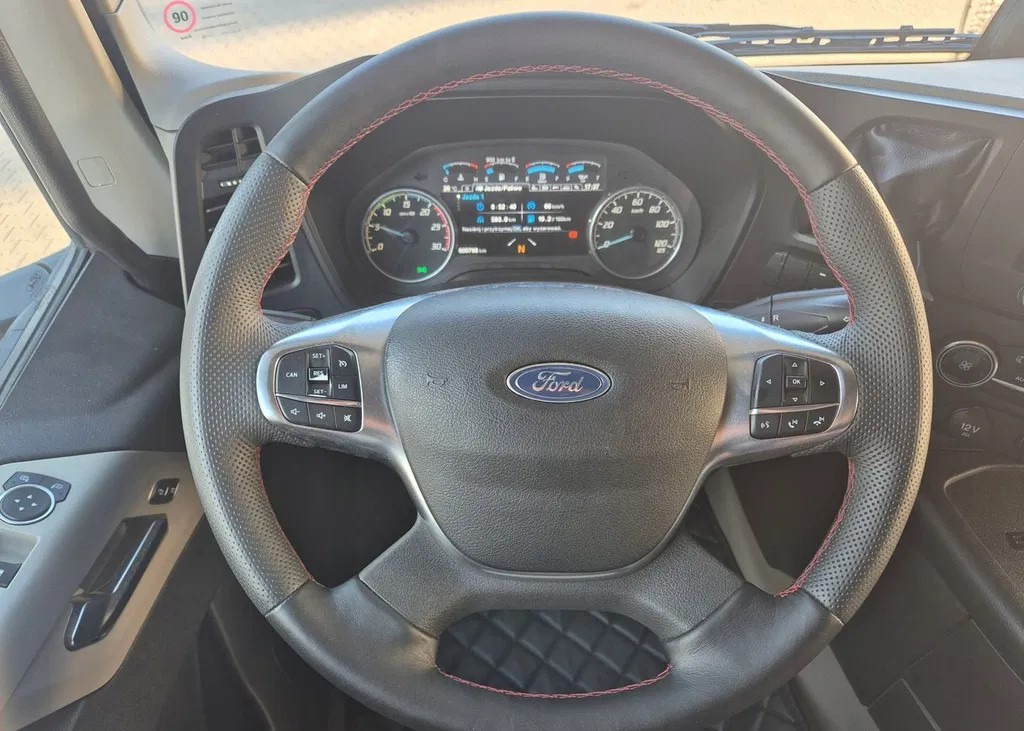 FORD WIELOFUNKCYJNA - Ratt: bilde 1 FORD WIELOFUNKCYJNA - Ratt: bilde 1