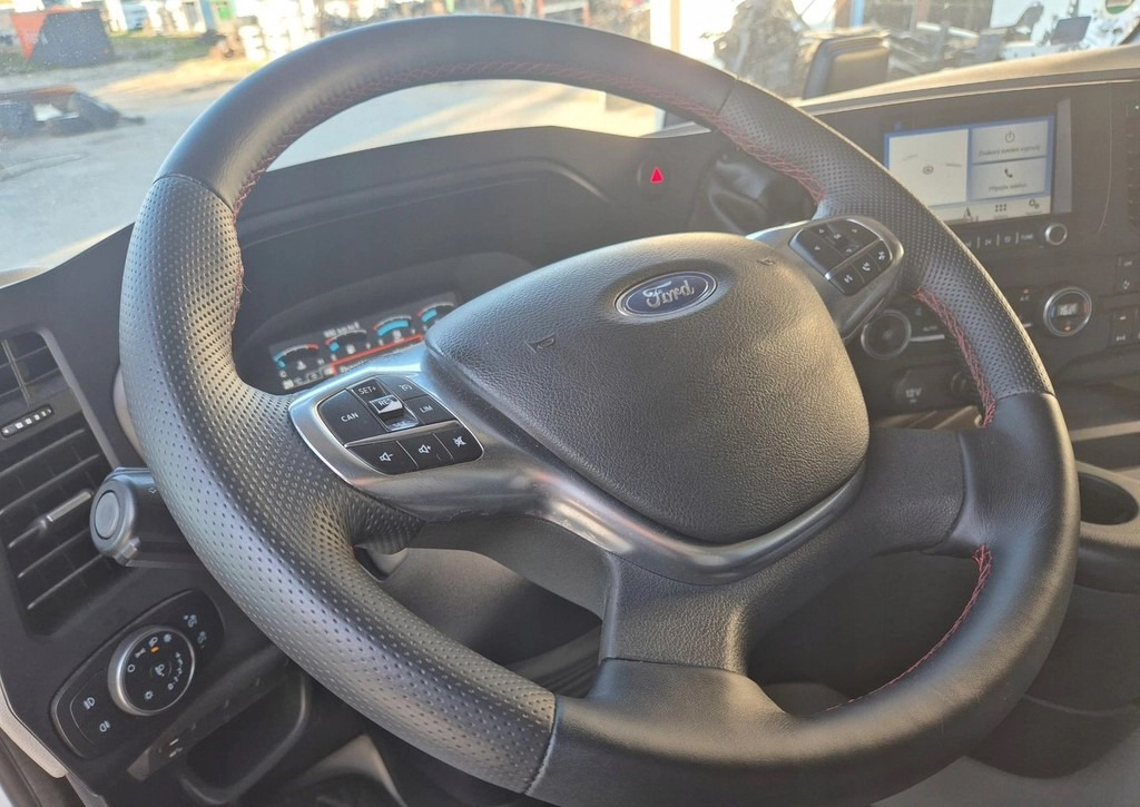 FORD WIELOFUNKCYJNA - Ratt: bilde 3 FORD WIELOFUNKCYJNA - Ratt: bilde 3