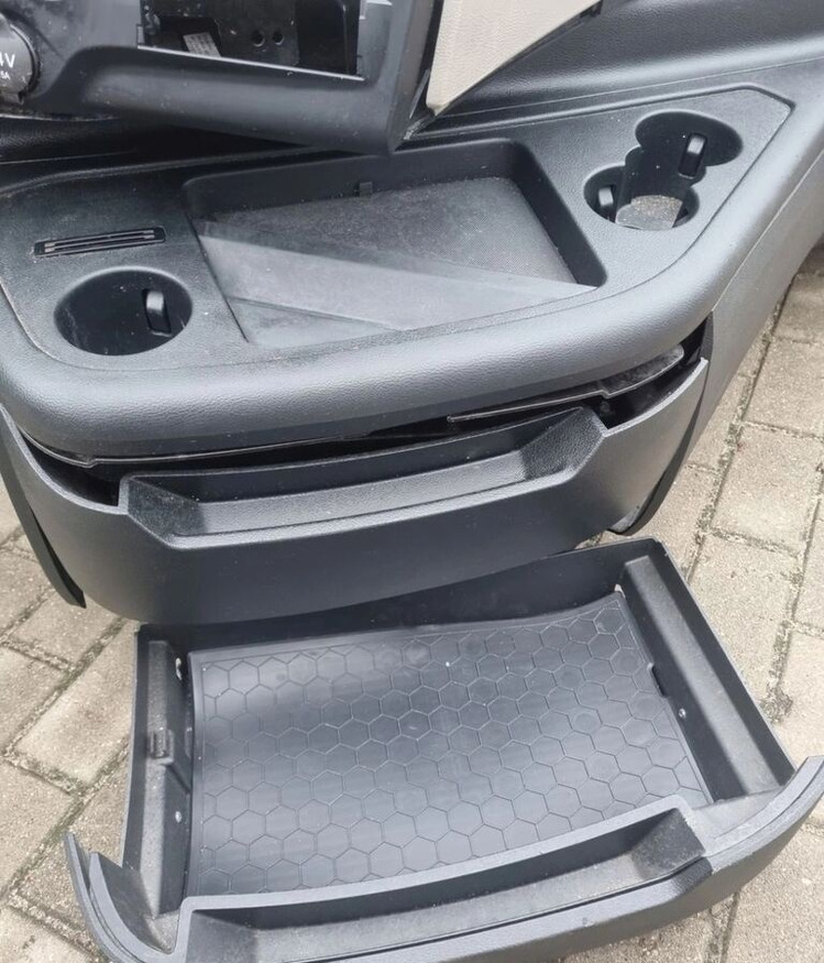 Instrumentpanel for Lastebil Ford KONSOLA KOMPLETNA KOKPIT DESKA ROZDZIELCZA STELAŻ F-MAX EURO 6  Ford KONSOLA KOMPLETNA KOKPIT DESKA ROZDZIELCZA STELAŻ FORD F-MAX EURO 6: bilde 6