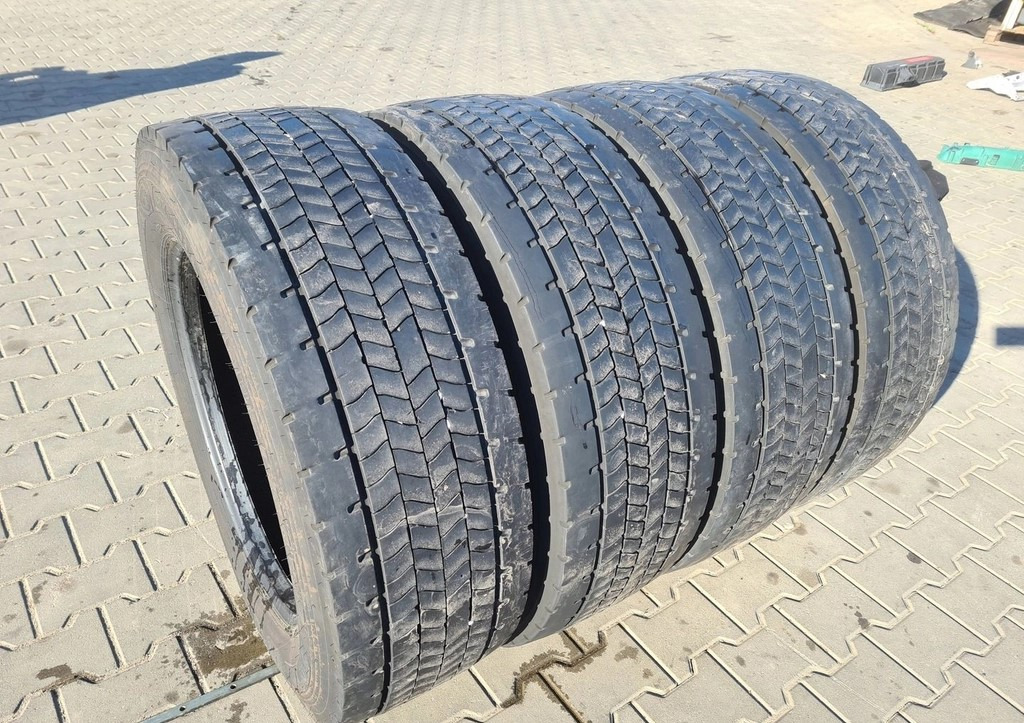 GOODYEAR TYŁ FUELMAX D 295/60 R 22.5 4 szt. stalowe - Dekk og felger: bilde 4 GOODYEAR TYŁ FUELMAX D 295/60 R 22.5 4 szt. stalowe - Dekk og felger: bilde 4