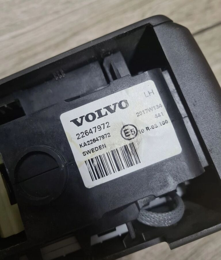 JOYSTICK ZMIANY BIEGÓW GAŁKA LEWAREK VOLVO FH 4 FM 4 FH 16 EURO 6 22647972 Volvo FH 4 FM 4 FH 16 EURO 6 22647972 Volvo VOLVO FH 4 FM 4 FH 16 EURO 6 22647972 - Girspak for Lastebil: bilde 3 JOYSTICK ZMIANY BIEGÓW GAŁKA LEWAREK VOLVO FH 4 FM 4 FH 16 EURO 6 22647972 Volvo FH 4 FM 4 FH 16 EURO 6 22647972 Volvo VOLVO FH 4 FM 4 FH 16 EURO 6 22647972 - Girspak for Lastebil: bilde 3