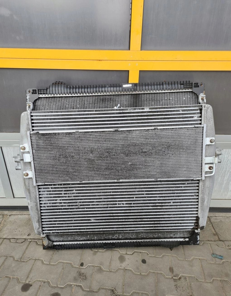 KOMPLET CHŁODNIC CHŁODNICA WODY INTERCOOLER KLIMA FORD F-MAX 500 TRUCKS JC46 8K226 AB JC46 6K775 AB JC46 8005 AB JC46 8A247 AA - Radiator: bilde 4 KOMPLET CHŁODNIC CHŁODNICA WODY INTERCOOLER KLIMA FORD F-MAX 500 TRUCKS JC46 8K226 AB JC46 6K775 AB JC46 8005 AB JC46 8A247 AA - Radiator: bilde 4