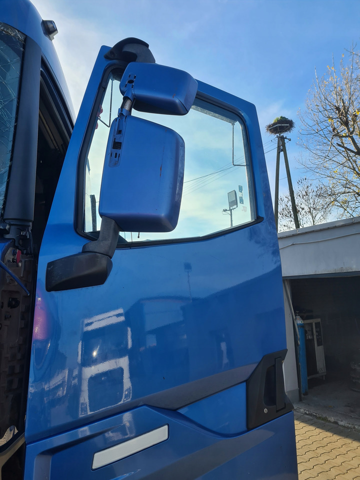 RENAULT DRZWI KOMPLETNE LEWE RENAULT GAMA T RANGE HIGH WYSOKA KABINA - Dør og deler for Lastebil: bilde 1 RENAULT DRZWI KOMPLETNE LEWE RENAULT GAMA T RANGE HIGH WYSOKA KABINA - Dør og deler for Lastebil: bilde 1