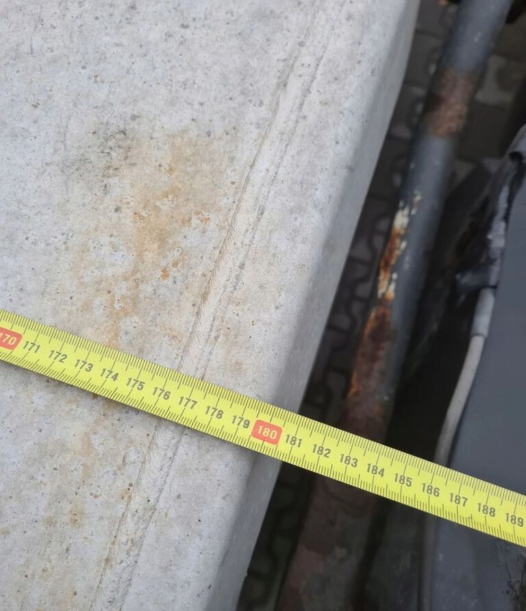Renault PREMIUM MAGNUM DXI GAMA T VOLVO FH 13 4 180X70X70 1 Renault RENAULT PREMIUM MAGNUM DXI GAMA T VOLVO FH 13 4 - Drivstofftank for Lastebil: bilde 3 Renault PREMIUM MAGNUM DXI GAMA T VOLVO FH 13 4 180X70X70 1 Renault RENAULT PREMIUM MAGNUM DXI GAMA T VOLVO FH 13 4 - Drivstofftank for Lastebil: bilde 3
