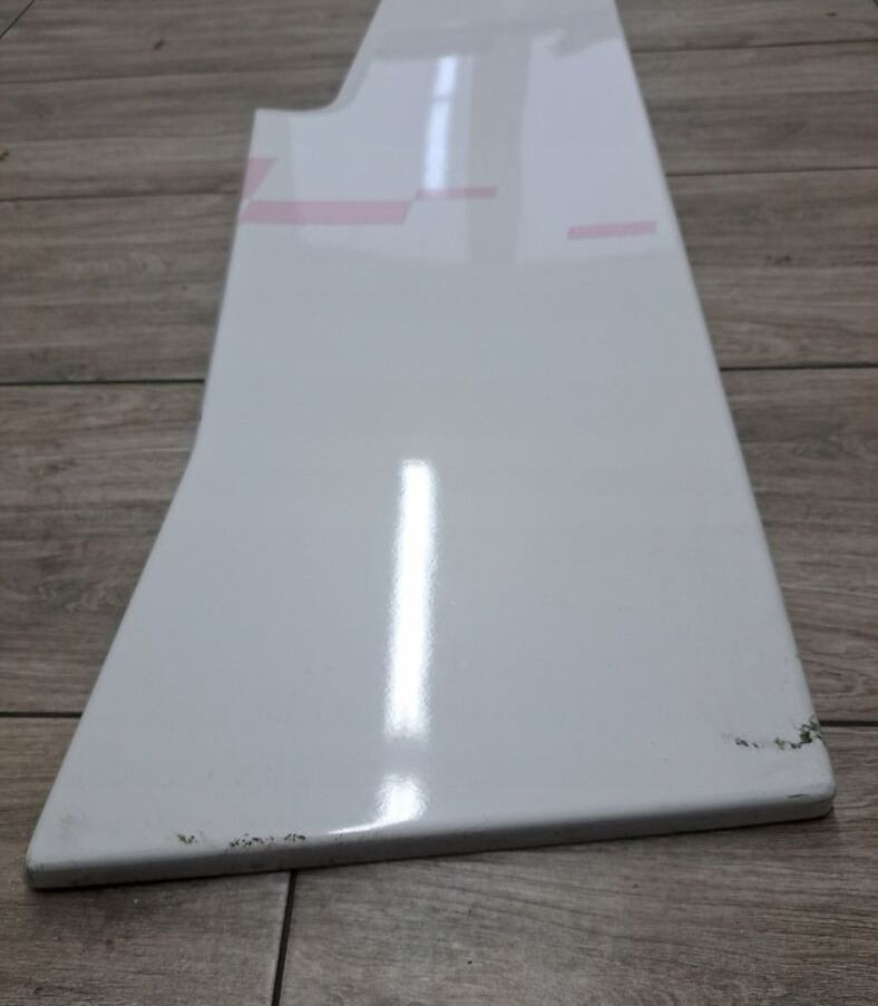 Renault SPOILER OWIEWKA LEWA KABINY RENAULT RANGE GAMA T RANGE - Aerodynamikk/ Spoiler for Lastebil: bilde 4 Renault SPOILER OWIEWKA LEWA KABINY RENAULT RANGE GAMA T RANGE - Aerodynamikk/ Spoiler for Lastebil: bilde 4