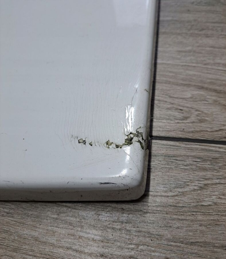 Renault SPOILER OWIEWKA LEWA KABINY RENAULT RANGE GAMA T RANGE - Aerodynamikk/ Spoiler for Lastebil: bilde 1 Renault SPOILER OWIEWKA LEWA KABINY RENAULT RANGE GAMA T RANGE - Aerodynamikk/ Spoiler for Lastebil: bilde 1