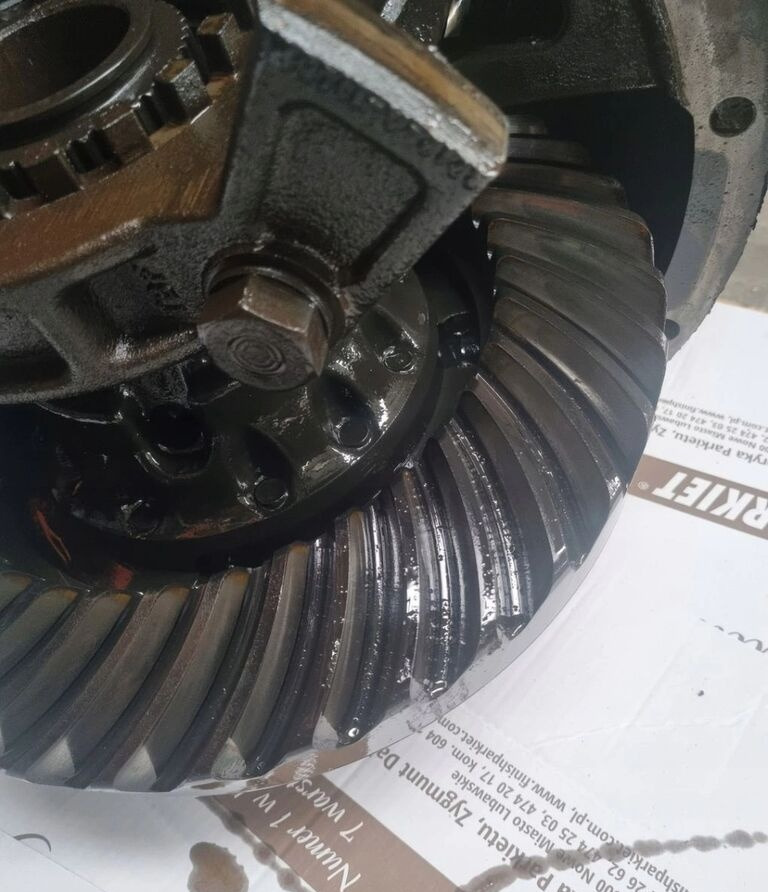 Renault WKŁAD MOSTU DYFER GŁÓWKA MIDLUM DXI VOLVO FL R22.5 4.75 38/8 Meritor RENAULT MIDLUM DXI VOLVO FL R22.5 4.75 38/8 - Differensial for Lastebil: bilde 2 Renault WKŁAD MOSTU DYFER GŁÓWKA MIDLUM DXI VOLVO FL R22.5 4.75 38/8 Meritor RENAULT MIDLUM DXI VOLVO FL R22.5 4.75 38/8 - Differensial for Lastebil: bilde 2