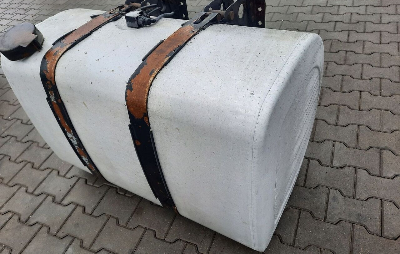 Renault ZBIORNIK PALIWA RENAULT DXI VOLVO FH FM 110X70X70 20503506 - Drivstofftank for Lastebil: bilde 5 Renault ZBIORNIK PALIWA RENAULT DXI VOLVO FH FM 110X70X70 20503506 - Drivstofftank for Lastebil: bilde 5
