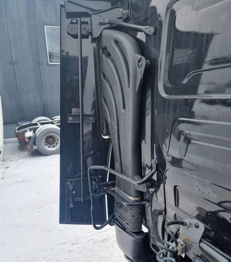 SPOILER OWIEWKA LEWA STELAŻ MOCOWANIE KABINY RENAULT RANGE GAMA - Aerodynamikk/ Spoiler for Lastebil: bilde 1 SPOILER OWIEWKA LEWA STELAŻ MOCOWANIE KABINY RENAULT RANGE GAMA - Aerodynamikk/ Spoiler for Lastebil: bilde 1