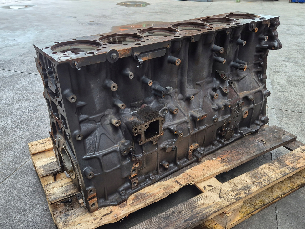 VOLVO BLOK SILNIKA RENAULT GAMA RANGE T EVO TURBOCOMPOUND VOLVO FH 5 D13K 2226825 K8 - Sylinderblokk for Lastebil: bilde 3 VOLVO BLOK SILNIKA RENAULT GAMA RANGE T EVO TURBOCOMPOUND VOLVO FH 5 D13K 2226825 K8 - Sylinderblokk for Lastebil: bilde 3