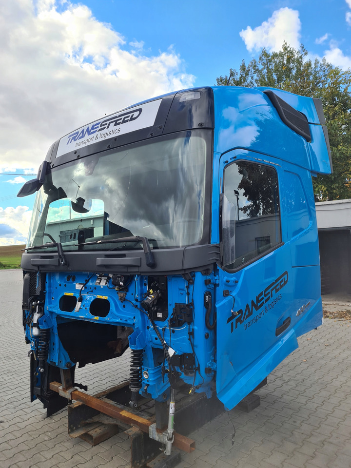 VOLVO KABINA KOMPLETNA VOLVO FH 5 EURO 6 I-SAVE GLOBETROTTER - Førerhus for Kapellbil: bilde 2 VOLVO KABINA KOMPLETNA VOLVO FH 5 EURO 6 I-SAVE GLOBETROTTER - Førerhus for Kapellbil: bilde 2