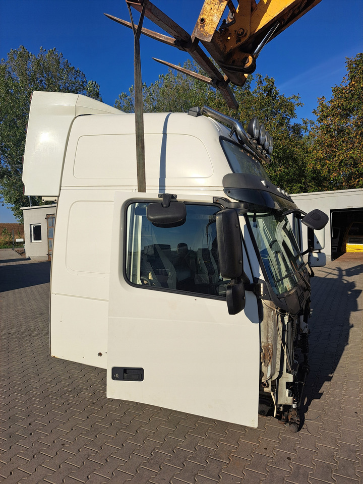 VOLVO KOMPLETNA FH 12 13 XL WYSOKA AUTOMAT - Førerhus for Lastebil: bilde 2 VOLVO KOMPLETNA FH 12 13 XL WYSOKA AUTOMAT - Førerhus for Lastebil: bilde 2