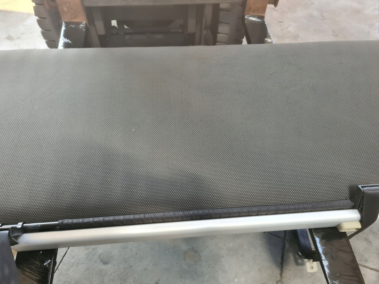 VOLVO ŁÓŻKO KOMPLETNE GÓRNE LEŻANKA MOCOWANIA - Sete for Lastebil: bilde 4 VOLVO ŁÓŻKO KOMPLETNE GÓRNE LEŻANKA MOCOWANIA - Sete for Lastebil: bilde 4