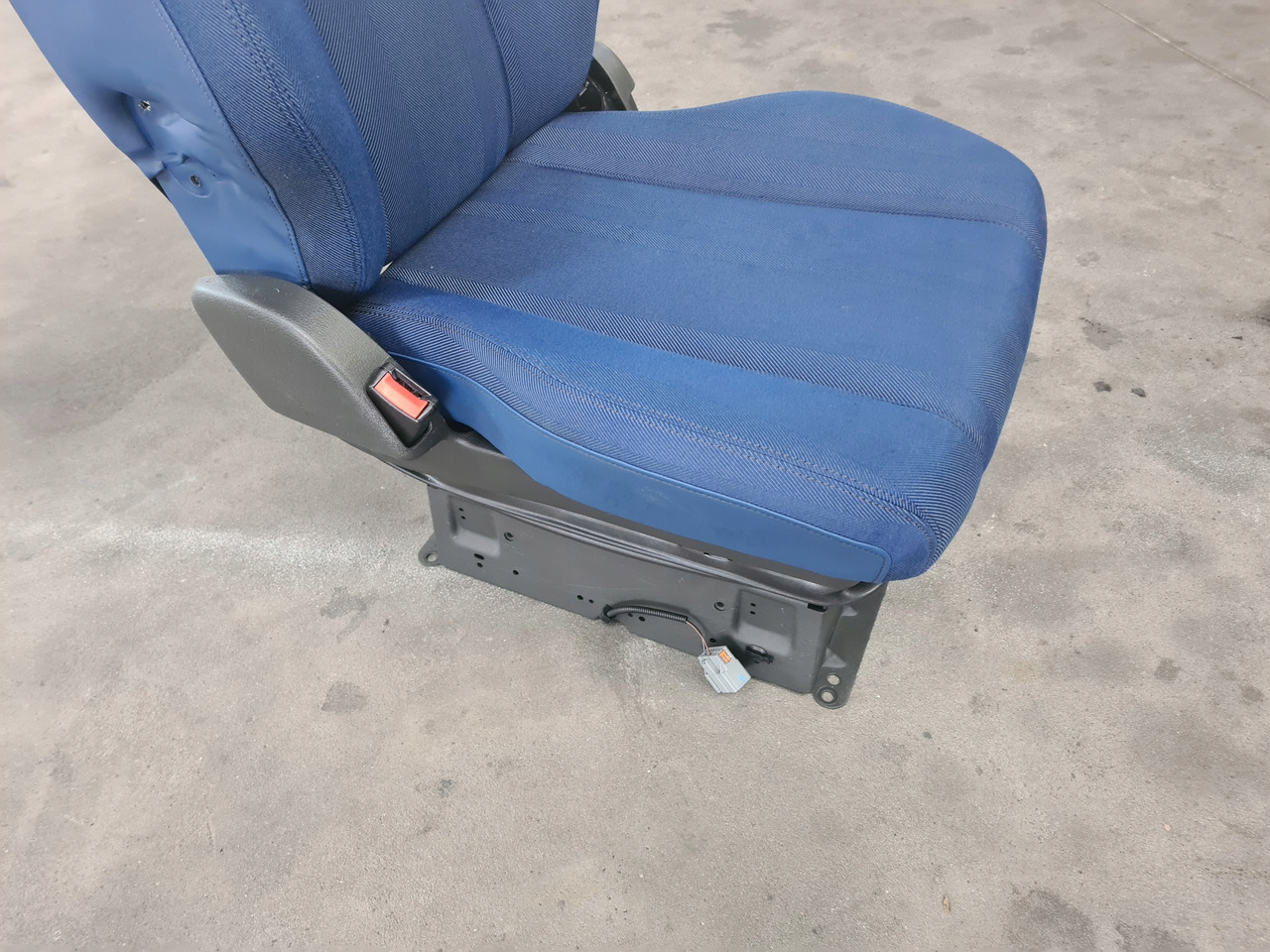 VOLVO PNEUMATYCZNY KIEROWCY - Sete: bilde 3 VOLVO PNEUMATYCZNY KIEROWCY - Sete: bilde 3