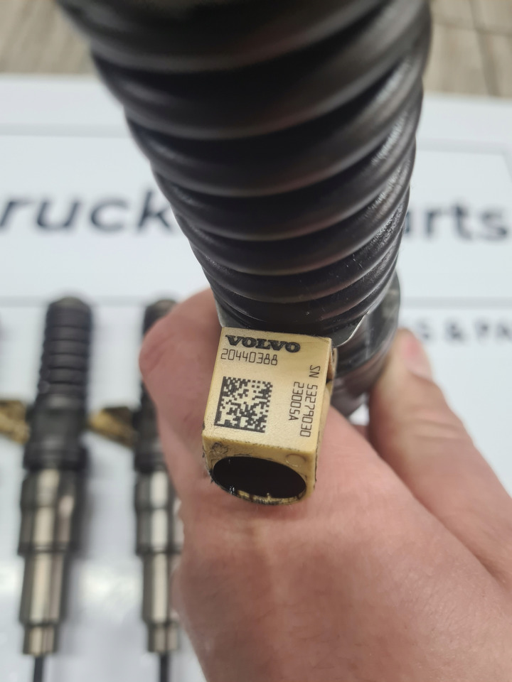 VOLVO POMPOWTRYSKIWACZE WTRYSKI RENAULT MAGNUM DXI 12 VOLVO FH FM 12 20440388 - Injector for Lastebil: bilde 3 VOLVO POMPOWTRYSKIWACZE WTRYSKI RENAULT MAGNUM DXI 12 VOLVO FH FM 12 20440388 - Injector for Lastebil: bilde 3