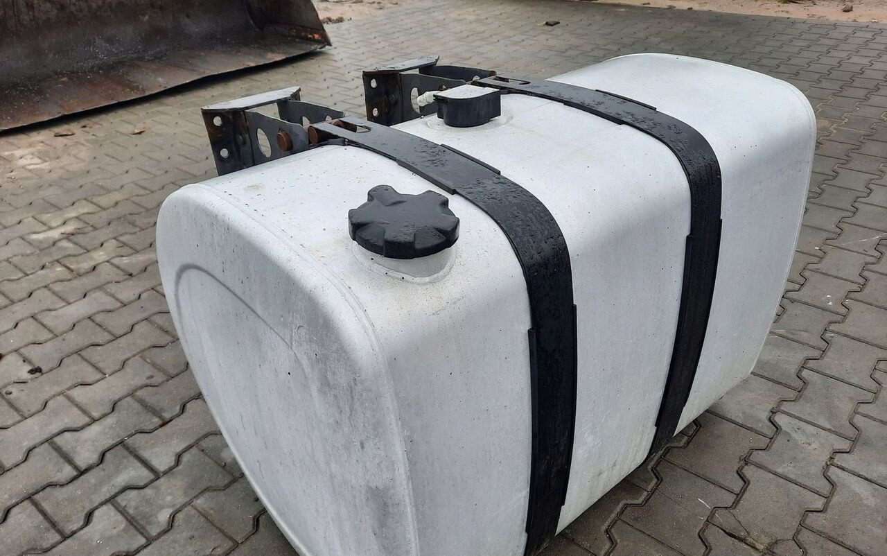 VOLVO ZBIORNIK PALIWA RENAULT GAMA RANGE T VOLVO FH FM 4 5 100/70/70 - Drivstofftank for Lastebil: bilde 3 VOLVO ZBIORNIK PALIWA RENAULT GAMA RANGE T VOLVO FH FM 4 5 100/70/70 - Drivstofftank for Lastebil: bilde 3