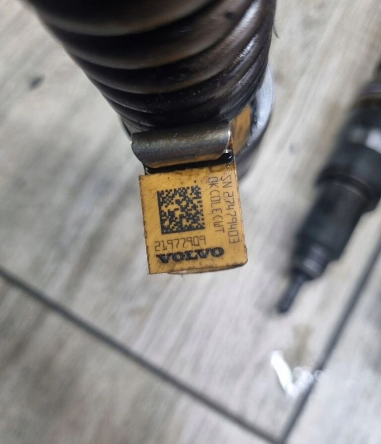 Volvo POMPO E FH 4 FM 4 D13K RENAULT GAMA T C K DTI 13 EURO 6 21977909 Volvo VOLVO FH 4 FM 4 D13K RENAULT GAMA T C K DTI 13 EURO 6 - Injector for Lastebil: bilde 2 Volvo POMPO E FH 4 FM 4 D13K RENAULT GAMA T C K DTI 13 EURO 6 21977909 Volvo VOLVO FH 4 FM 4 D13K RENAULT GAMA T C K DTI 13 EURO 6 - Injector for Lastebil: bilde 2