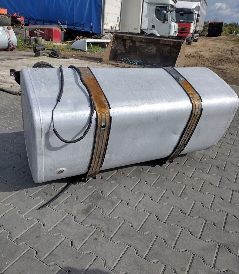 Volvo ZBIORNIK PALIWA RENAULT DXI VOLVO FH FM LOW DECK 1 - Drivstofftank for Lastebil: bilde 1 Volvo ZBIORNIK PALIWA RENAULT DXI VOLVO FH FM LOW DECK 1 - Drivstofftank for Lastebil: bilde 1