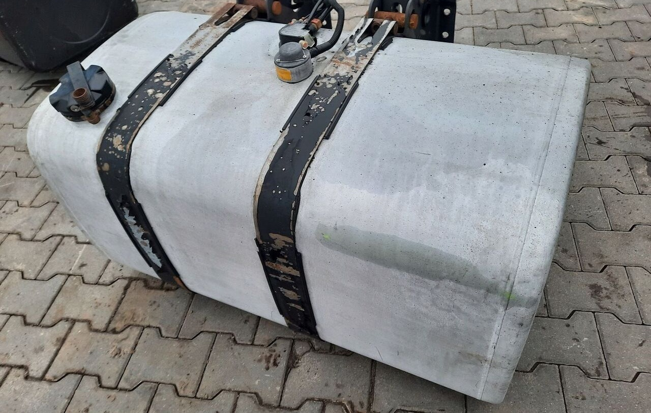 Volvo ZBIORNIK PALIWA RENAULT DXI VOLVO FH FM LOW DECK - Drivstofftank for Lastebil: bilde 1 Volvo ZBIORNIK PALIWA RENAULT DXI VOLVO FH FM LOW DECK - Drivstofftank for Lastebil: bilde 1