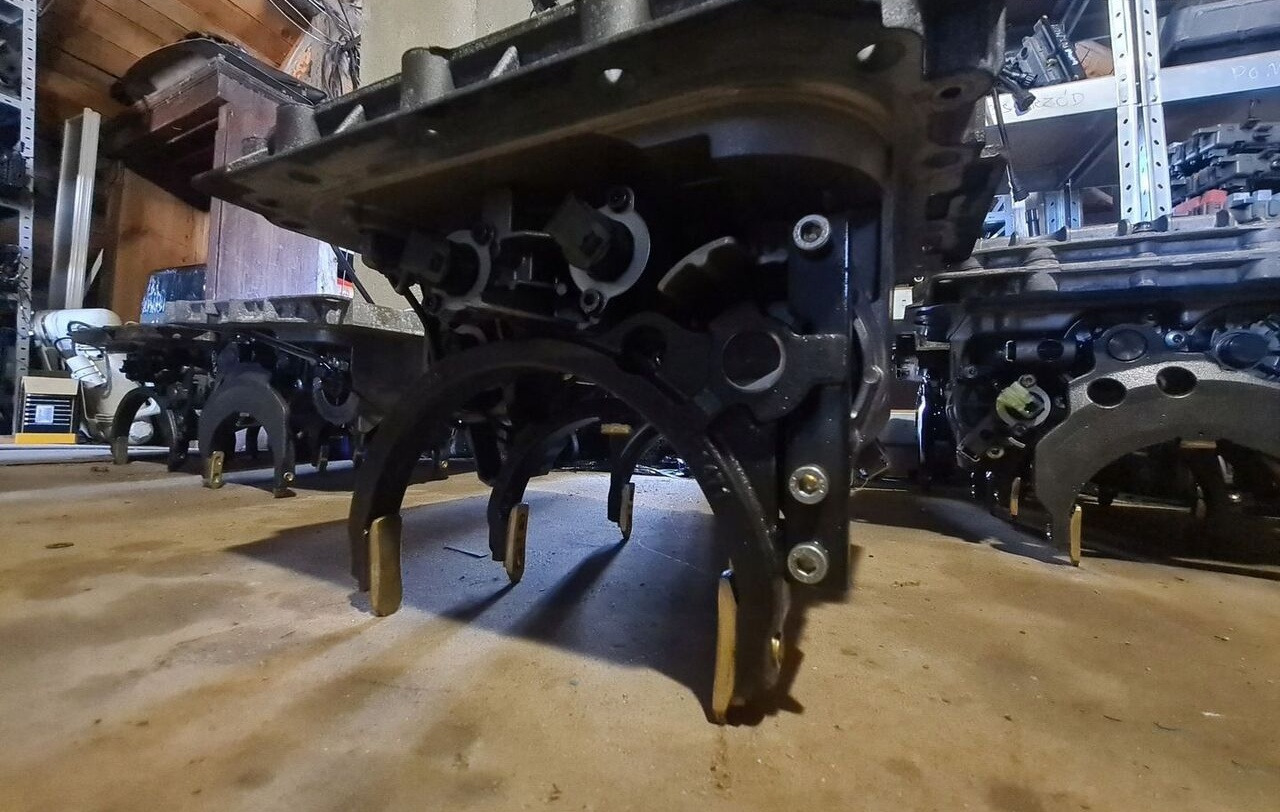 WABCO WYBIERAK SKRZYNI I-SHIFT C RENAULT DXI VOLVO FH FM - Styreenhet for Lastebil: bilde 1 WABCO WYBIERAK SKRZYNI I-SHIFT C RENAULT DXI VOLVO FH FM - Styreenhet for Lastebil: bilde 1