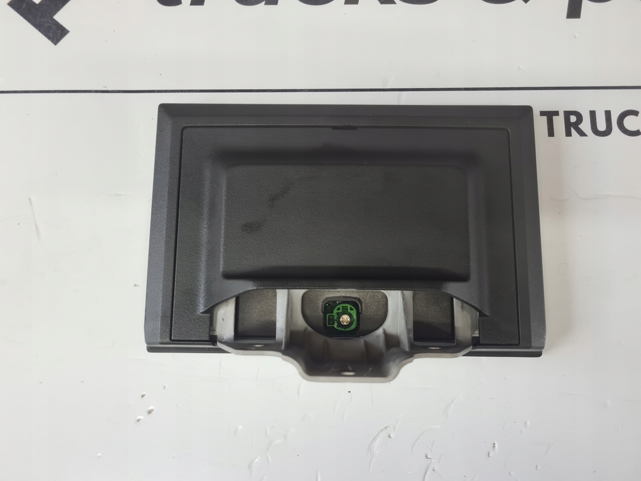 WYŚWIETLACZ PANEL RADIA NAWIGACJI VOLVO FH 5 23602612 - P03 - Førerhus og interiør: bilde 2 WYŚWIETLACZ PANEL RADIA NAWIGACJI VOLVO FH 5 23602612 - P03 - Førerhus og interiør: bilde 2