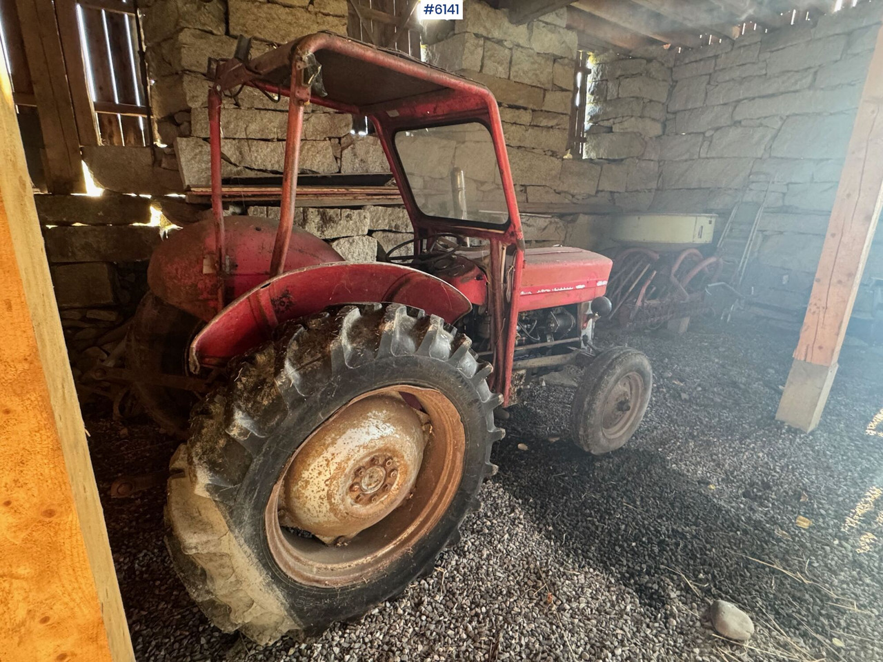 1967 Massey Ferguson 135. WATCH VIDEO! - Traktor: bilde 4 1967 Massey Ferguson 135. WATCH VIDEO! - Traktor: bilde 4