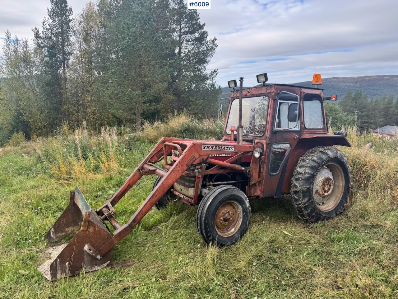 1971 Massey-Ferguson 135 incl. front loader, bucket, rear scraper, and log splitter/firewood machine - Traktor: bilde 3 1971 Massey-Ferguson 135 incl. front loader, bucket, rear scraper, and log splitter/firewood machine - Traktor: bilde 3