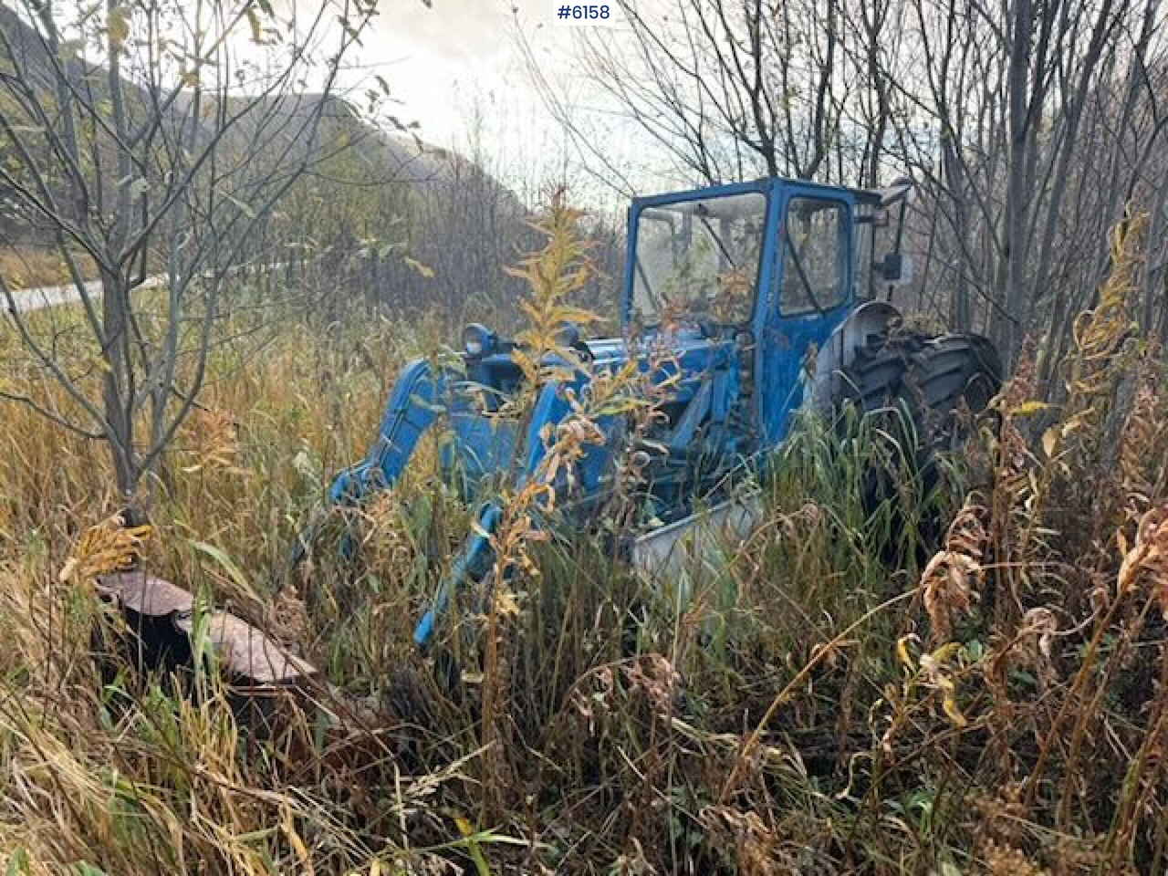 1973 Ford 4000 tractor backhoe. Repair.object - Traktor: bilde 5 1973 Ford 4000 tractor backhoe. Repair.object - Traktor: bilde 5