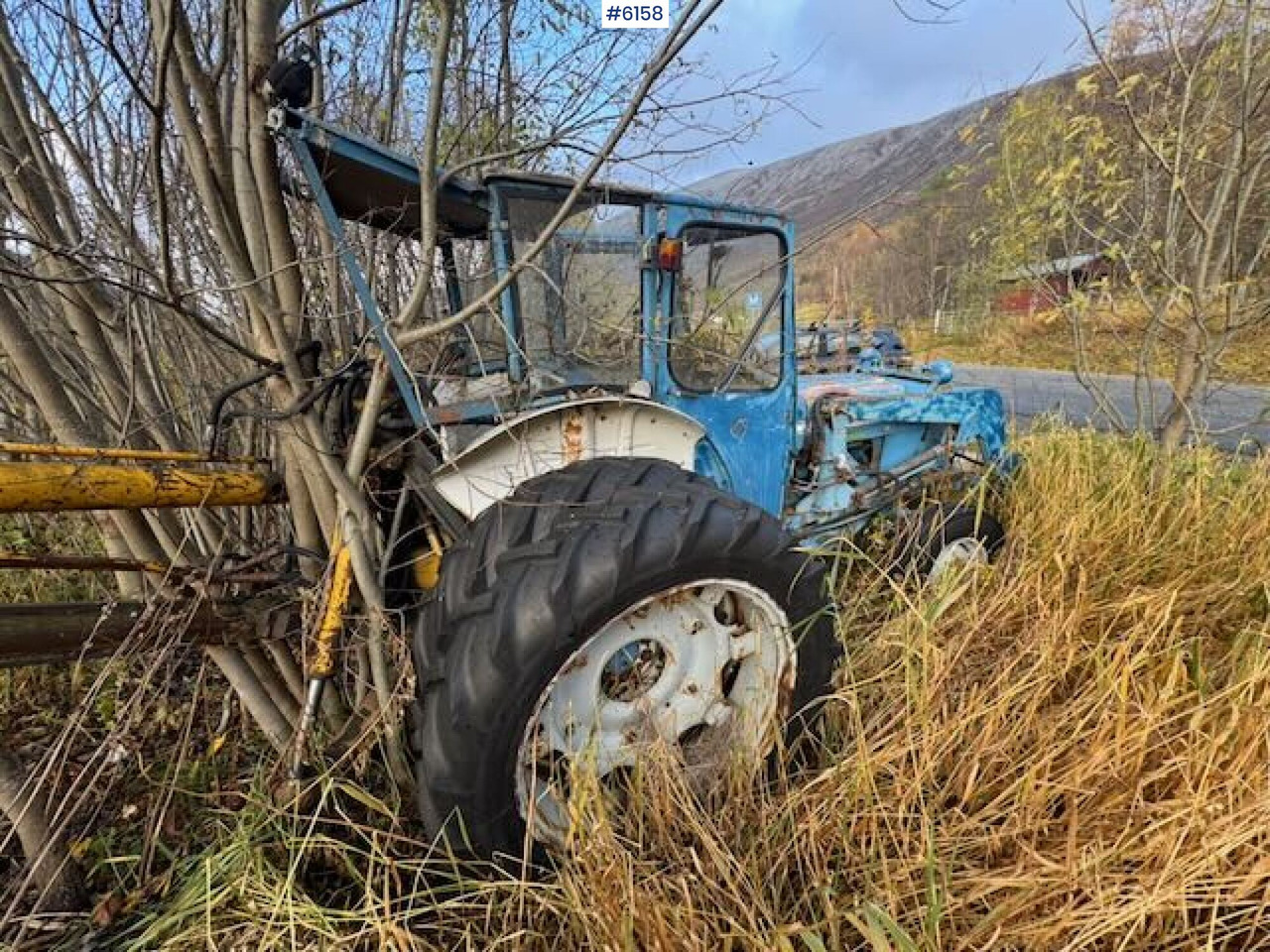 1973 Ford 4000 tractor backhoe. Repair.object - Traktor: bilde 4 1973 Ford 4000 tractor backhoe. Repair.object - Traktor: bilde 4