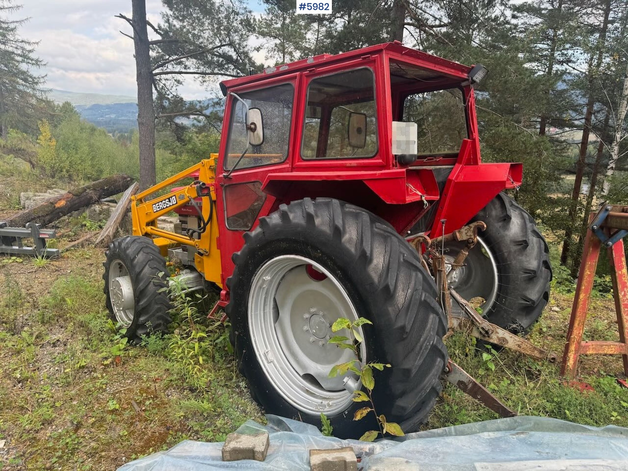 1975 Massey Ferguson 168 4x4 w/ loader - Traktor: bilde 3 1975 Massey Ferguson 168 4x4 w/ loader - Traktor: bilde 3