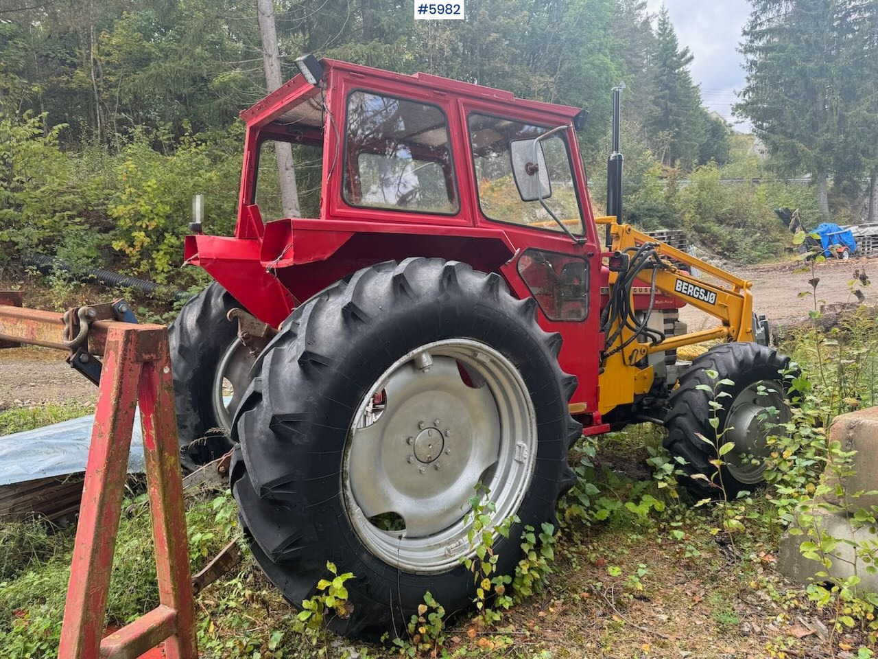 1975 Massey Ferguson 168 4x4 w/ loader - Traktor: bilde 5 1975 Massey Ferguson 168 4x4 w/ loader - Traktor: bilde 5