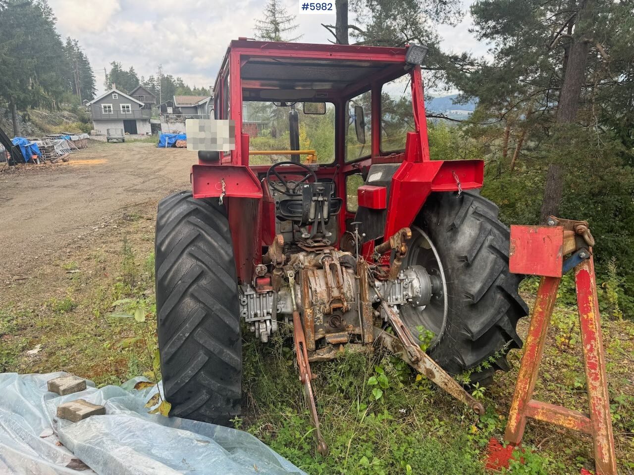 1975 Massey Ferguson 168 4x4 w/ loader - Traktor: bilde 4 1975 Massey Ferguson 168 4x4 w/ loader - Traktor: bilde 4