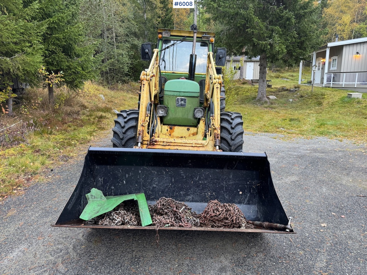 1977 John Deere 2030 w/ front loader, bucket and chains. - Traktor: bilde 3 1977 John Deere 2030 w/ front loader, bucket and chains. - Traktor: bilde 3