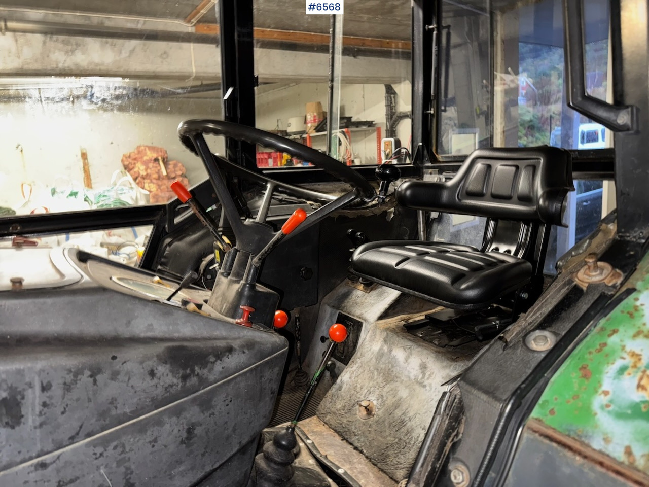 Leie  1980 John Deere 2140 w/ front loader. 1980 John Deere 2140 w/ front loader.: bilde 17