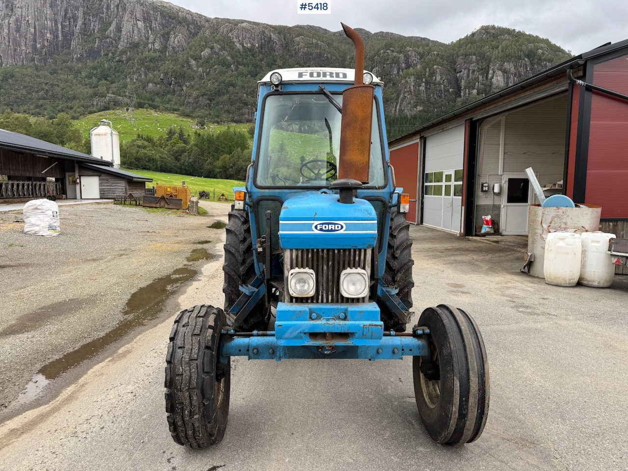 Traktor 1982 Ford 7610 w/ front loader.: bilde 9