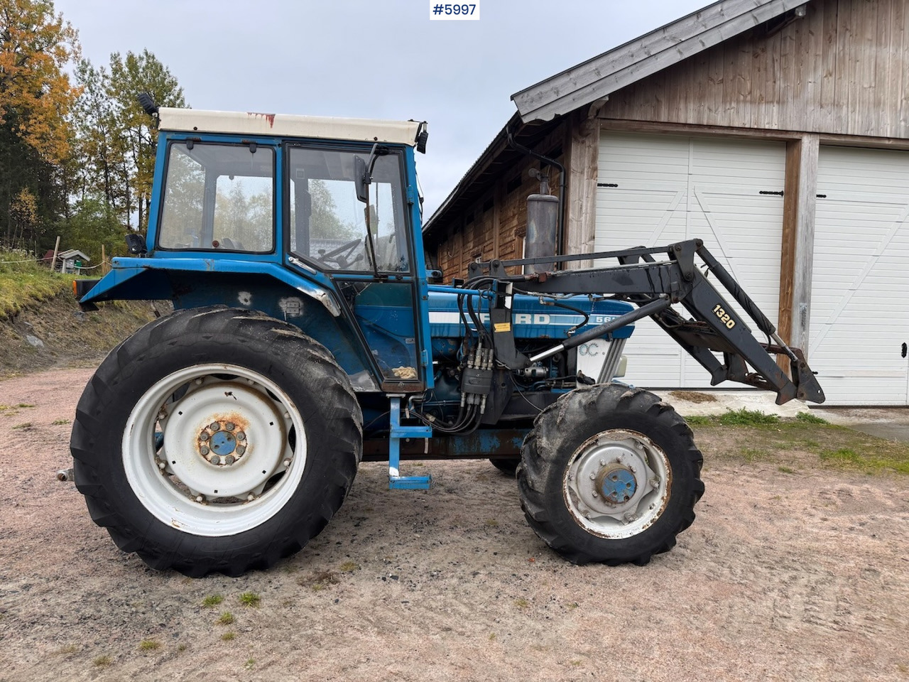 1983 Ford 5610 with Front Loader - Traktor: bilde 3 1983 Ford 5610 with Front Loader - Traktor: bilde 3