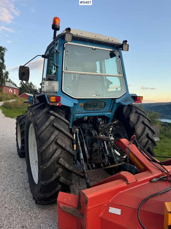 1983 Ford 7710 4x4 w/ frontloader - Traktor: bilde 5 1983 Ford 7710 4x4 w/ frontloader - Traktor: bilde 5