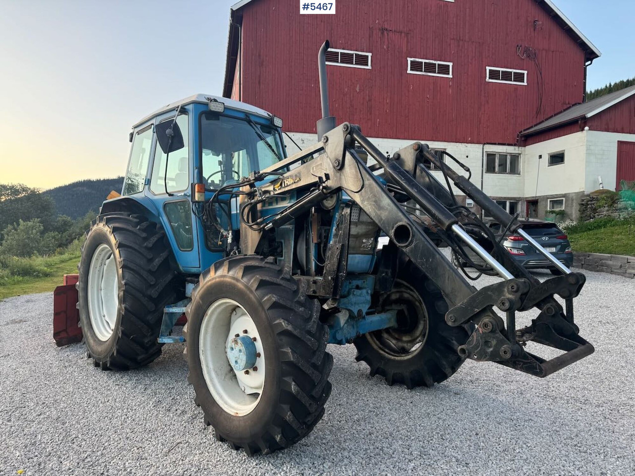 1983 Ford 7710 4x4 w/ frontloader - Traktor: bilde 1 1983 Ford 7710 4x4 w/ frontloader - Traktor: bilde 1