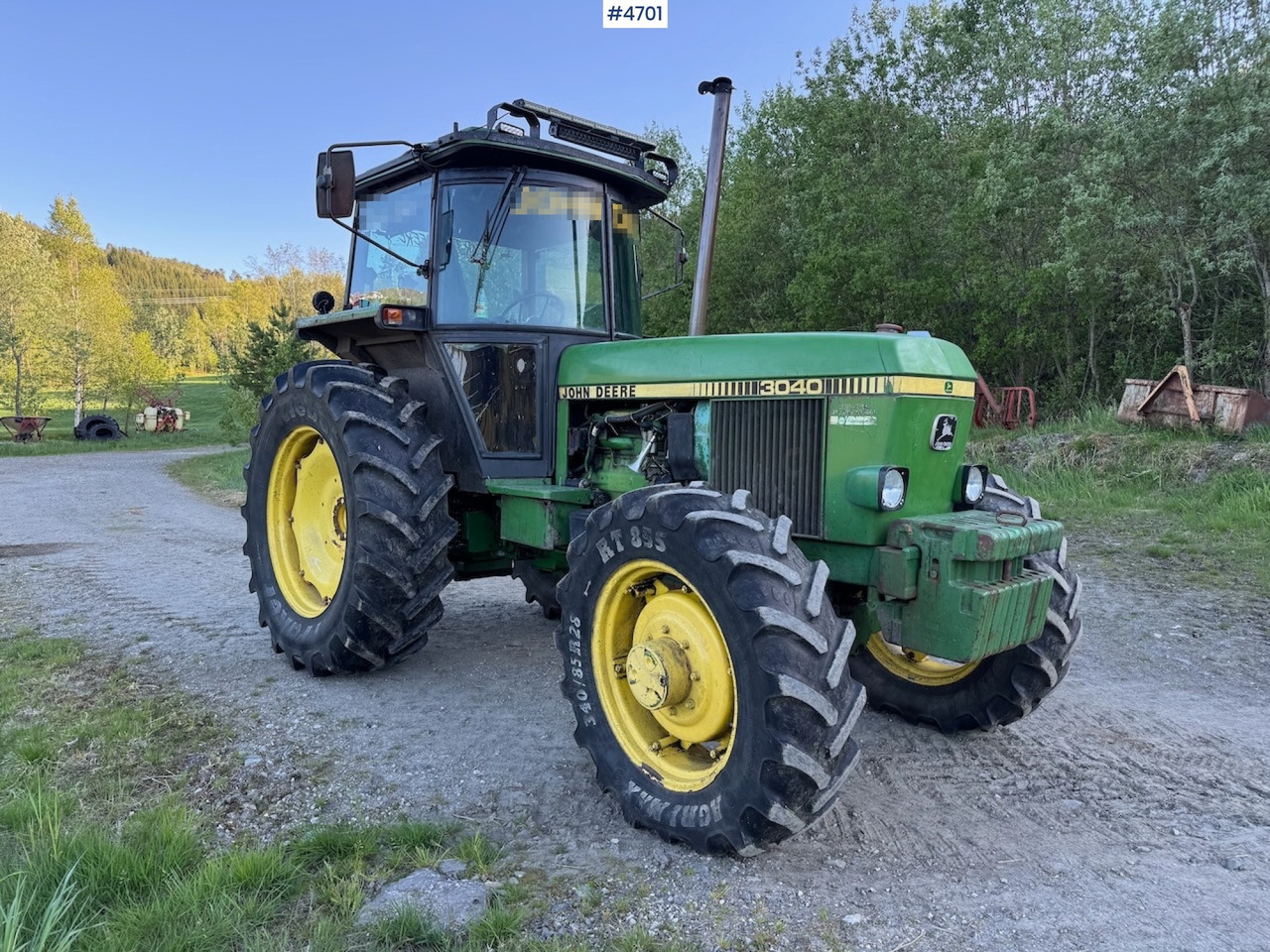 1983 John Deere 3040 Power Synchron - Traktor: bilde 1 1983 John Deere 3040 Power Synchron - Traktor: bilde 1