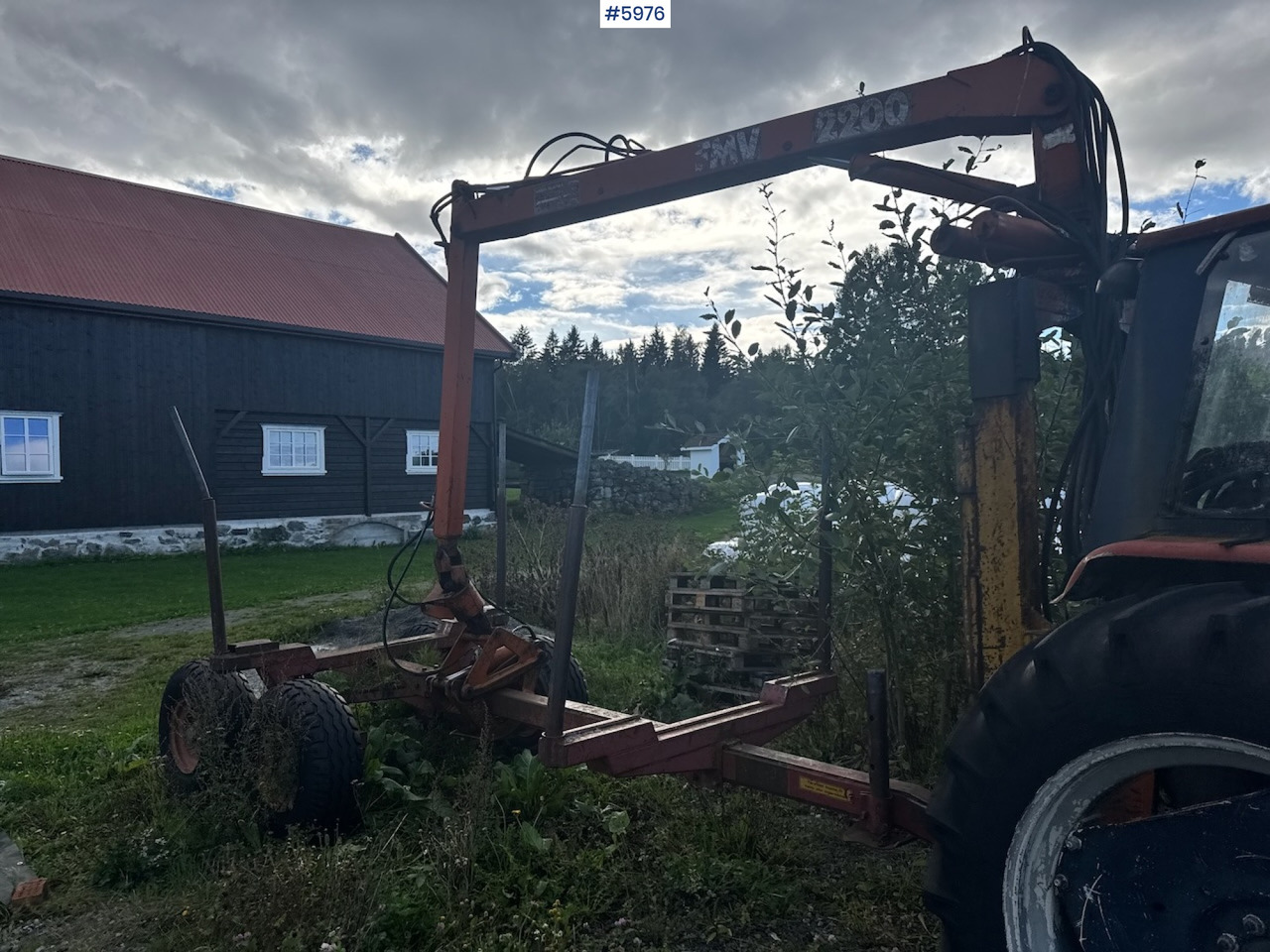 Leie  1985 Case International 685 with Log Trailer 1985 Case International 685 with Log Trailer: bilde 19