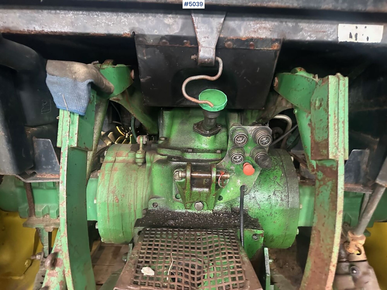 Traktor 1987 John Deere 2850 Synchron w/ front loader: bilde 32