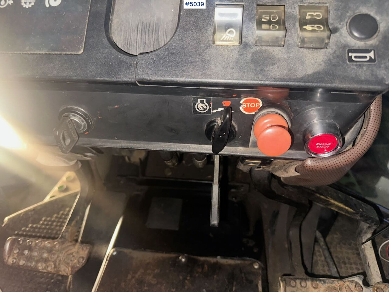 Traktor 1987 John Deere 2850 Synchron w/ front loader: bilde 12
